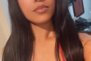 colombian mami💦🫶🏽visitng ask about my facetime shows and content💦💦😝🥳😋😋 - Image 1
