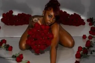 NEW FACE CHOCOLATE DOLL BOOK NOW IN TOWN FOR A GOOD TIME NOT A LONG - Image 7