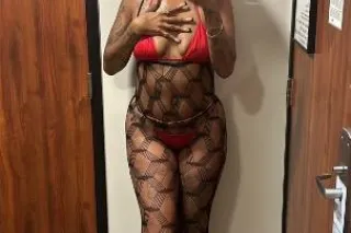 🤩 SHOW ME A GOOD TIME 💦🥇𝑻𝑹𝑶𝑷𝑯𝒀... - Image 3