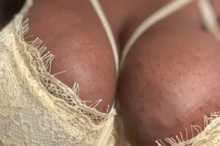 38 JJJ Boobs and a FAT BOOTY 1... - Image 3