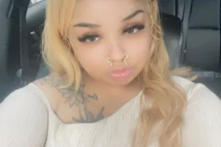 THE 4'11 THROAT QUEEN IS BACK ... - Image 1
