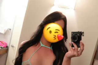 hey papi , im available now💞ne... - Image 3