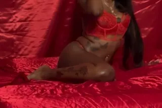 ITS Chanel the brat back for a good time I love to party ❄ and have a good time cum see me 💕 - Image 6