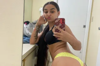College hottie❤🫣 - 22 - Image 2