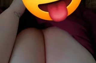 Flirty 🤤 Fun & Thicc.🍑 Ready t... - Image 1