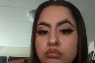 chubby latina - Image 5