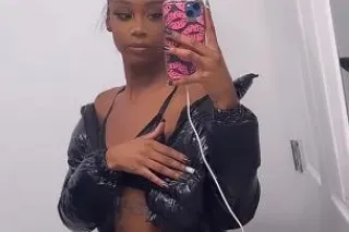 SPECIALS 😍 young ebony bombshe... - Image 1
