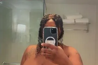 freaky, cum play with me 😏👅 - Image 4