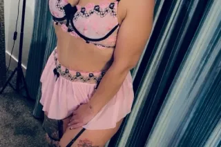 Ask about 4 hands! Cum enjoy a peachietime 🍑💦 - Image 6