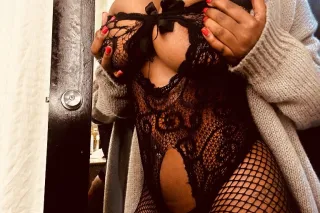 🔥😫DISCREET 🥵 “WET” SLIM PETITE... - Image 2