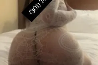 🥂HERE SHE GO. TAKE A LOOK AND ... - Image 4