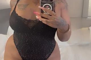 BIGBOOTYTRANNY 🍆🍑 ULTIMATE SHEMALE EXPERIENCE ⭐⭐⭐⭐⭐ RATED GIRL - Image 5
