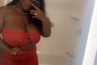 first day specials💋Busty. Chocolate. Irresistible kinky vixen - Image 1