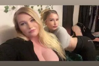 Sexy Blondes 💦💦💦 - Image 4