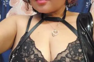 COUPLE FUN!!! MY LATINA BOOTY AND MY WHITE BOY IN ACTION 😋😋😋😋💦💦💦💯💯BOYTOY - Image 4