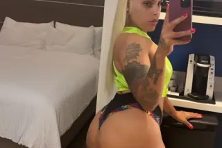 ♥🍑OLIVIA IS BACK. NOT FOR LONG... - Image 4