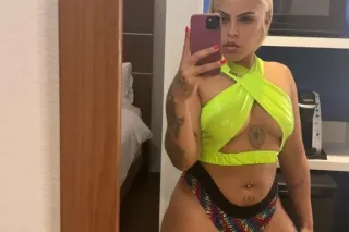 ♥🍑OLIVIA IS BACK. NOT FOR LONG... - Image 1