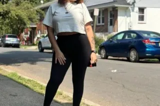 Hello, I’m looking for new friends 🥰🥰😘 - Image 1