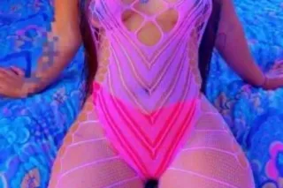 sexi latina nueva en la ciudad... - Image 3