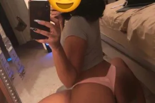 🥂👠Sexy Seductive Goddess ✨👑💋Don't miss out❌🩷🏆💦100% Real FaceTime📲 - Image 1