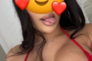 sexy latina / outcall incall -... - Image 3