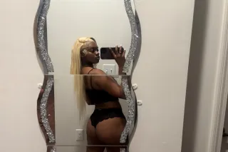 Dior 🤎🤤🤪Available 24/7🫣‼ OUTCA... - Image 2