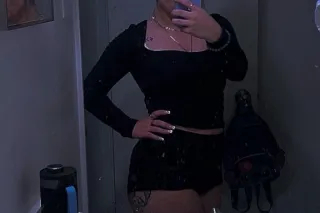Outcalls available now!! hmu w... - Image 4