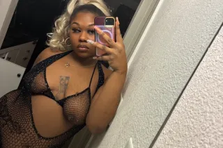 💋60.$ Incall Special!! Warm in... - Image 1