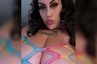 46GGG BOOBS🖤Big booty latina b... - Image 2