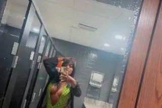 super cutie with a booty rare ... - Image 2