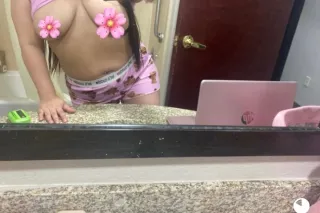 catch me while you can here for a good time not a long time!🎀✨ - Image 5
