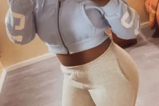 VIRGIN TIGHT PUSSY 🫦(INCALLS I... - Image 1