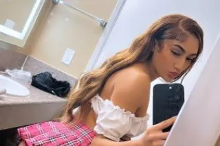 ✨💕sexy latina 💕✨ available now... - Image 4