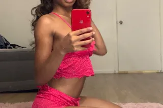 5’2 petite Guaranted To Keep Y... - Image 2