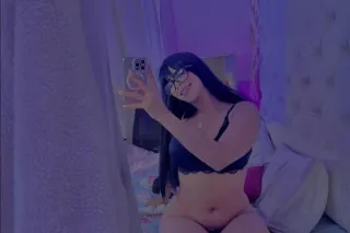 HOT LATINA😈💦 - 24 - Image 2