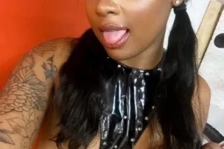Ebony Pro Dominatrix Sevyn Lei... - Image 1