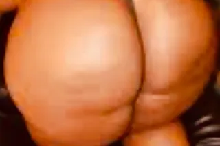 Juicy💋 SPECIALS 💋 Big mommaa i... - Image 4