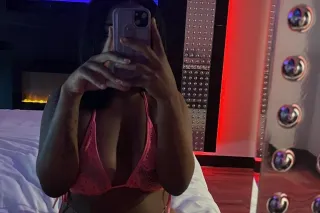 Slippery Creamer! 😋 Parked CarPlay Daddy💦 Messyy Rider😋💕 - Image 3