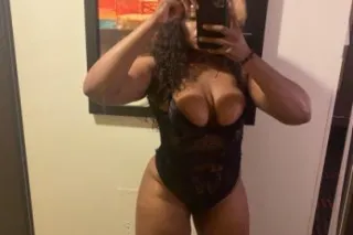 ! Avaible NOW 🌹💋😘 Craving Choc... - Image 3