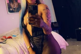 💋💯❣👑 PUERTO RICAN BOMBSHELL 🎁💋... - Image 1