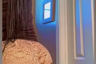 ✨Sexy Ebony Goddess😍🅲🆁🅴🅰🅼🆈🍦🆆🅰🆃... - Image 1