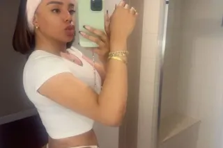 NEW BEAUTIFULL LATINA - 25 - Image 2