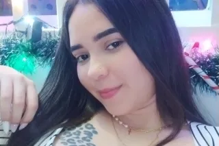 sexy latina - 23 - Image 1