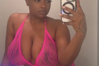 OUTCALLS ONLY - 21 - Image 1
