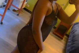 🌹Available NOW‼💕Sexy Slim Thic... - Image 3