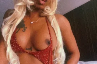 NEW IN TOWN 💦 STOP AND CLICK NOWWW!!! 𝑳𝑬𝑻’𝑺 𝑷𝑳𝑨𝒀! ⭐Qween Of Orgasm TIGHTEST PUSSY IN TOWN🫦🌟🥂𝙁𝙍𝙀𝘼𝙆 𝘼𝙇𝙀𝙍𝙏, 𝙄 𝙎𝙋𝙀𝘼𝙆 𝙂𝙍𝙀𝙀𝙆💦HOT, WET, &amp; READY 🚨 - Image 9