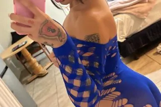 dreamy thick latina ready to m... - Image 3