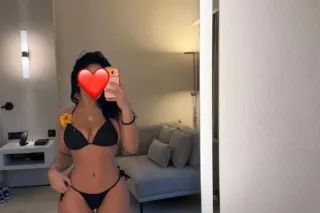 ✨ Latina dulce, sexy y 100% re... - Image 1