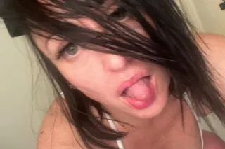 💋i want your dick in my mouth💋 - Image 3