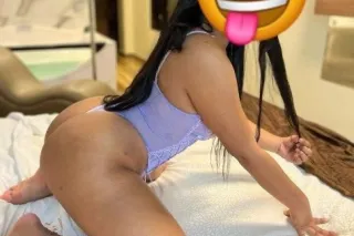 latina - Image 3